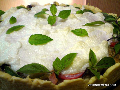 песочный пирог с грибами