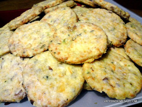 луковый крекер