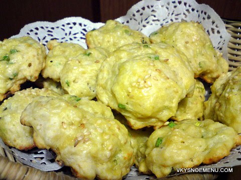 луковые булочки