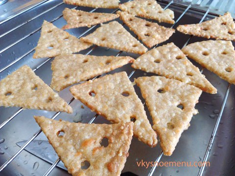 сырный крекер